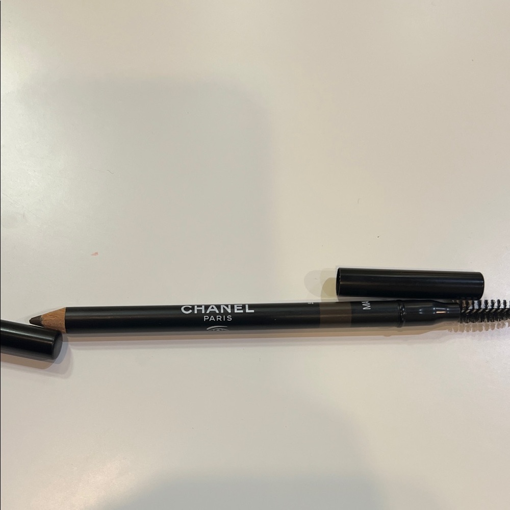 CHANEL Precision Brow Pencil in Black